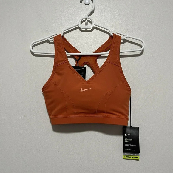 Nike‎ NWT Swoosh Icon Clash Medium Support 1-piece Pad V-neck Sports Bra Orange - Picture 2 of 7
